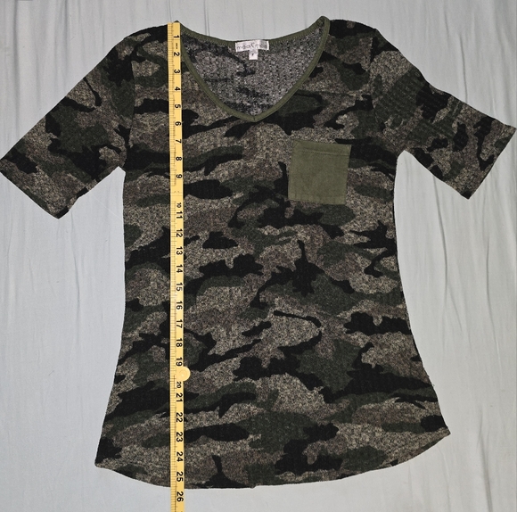 Moa Moa: Elbow Sleeve, Camo, V-Neck Sweater with Suede Chest Pocket, Med. - Picture 8 of 11